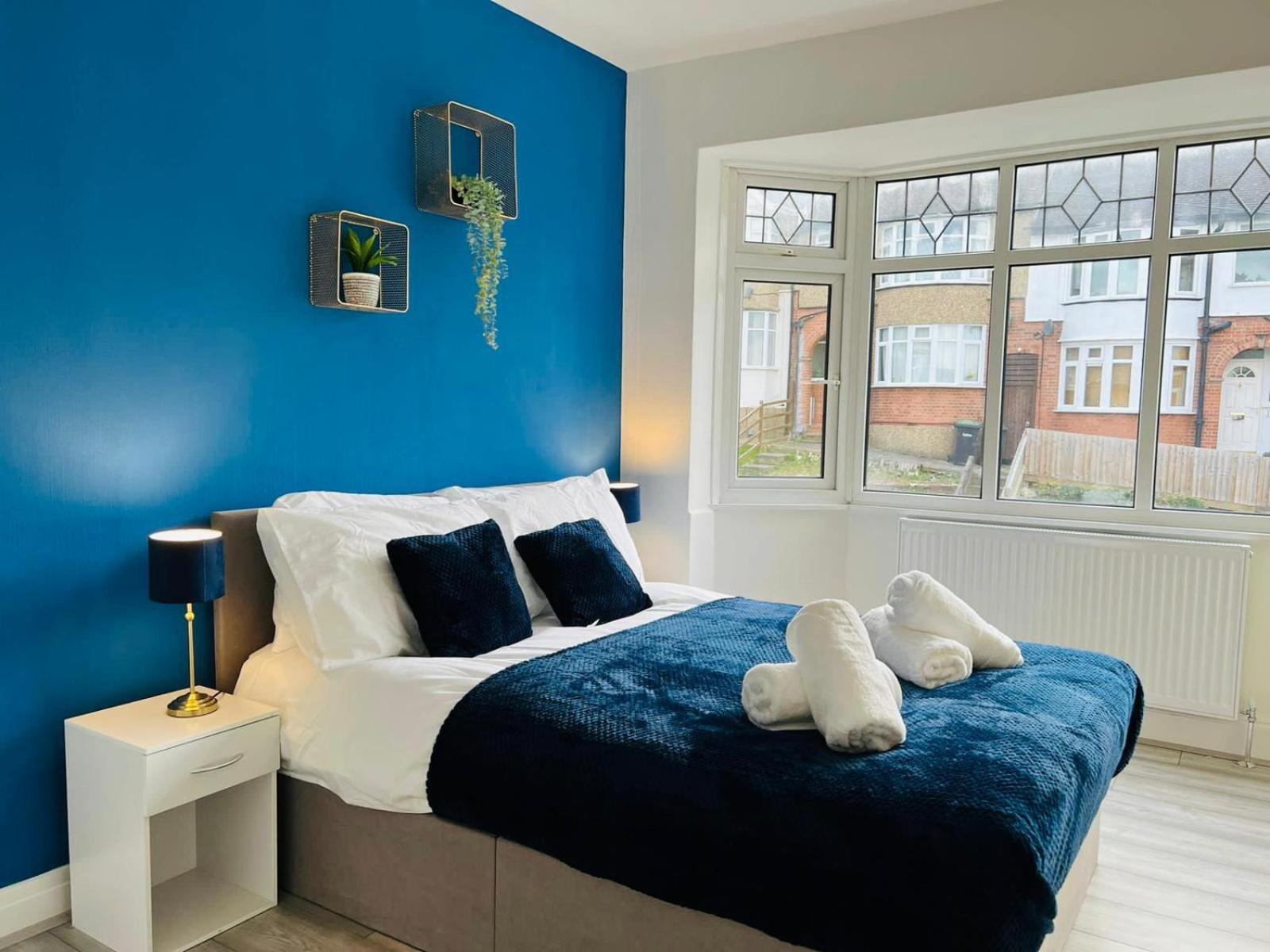Sariyu Space Luton Hotel Luton  Ngoại thất bức ảnh