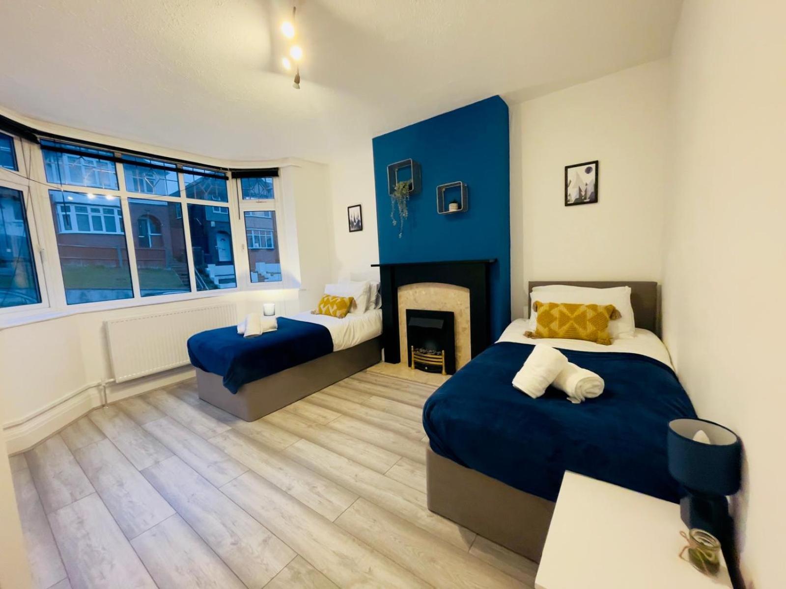 Sariyu Space Luton Hotel Luton  Ngoại thất bức ảnh