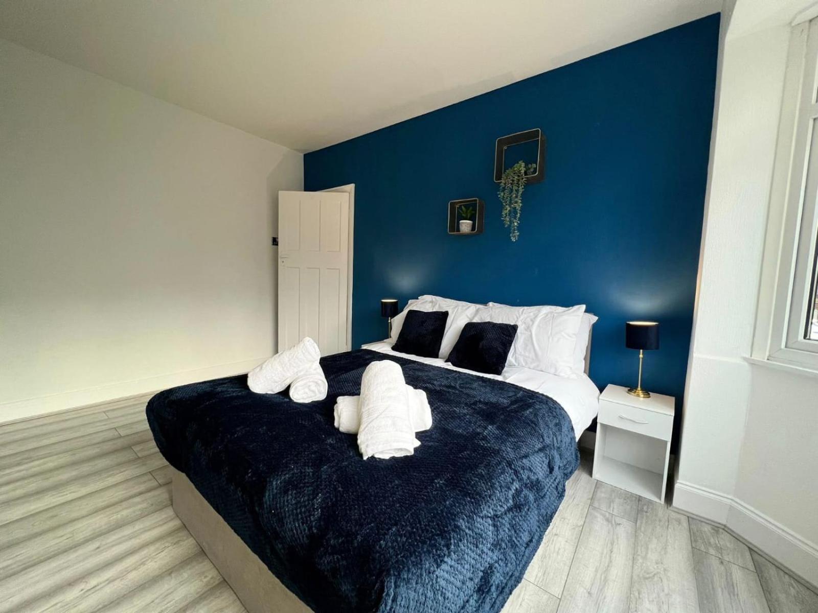 Sariyu Space Luton Hotel Luton  Ngoại thất bức ảnh